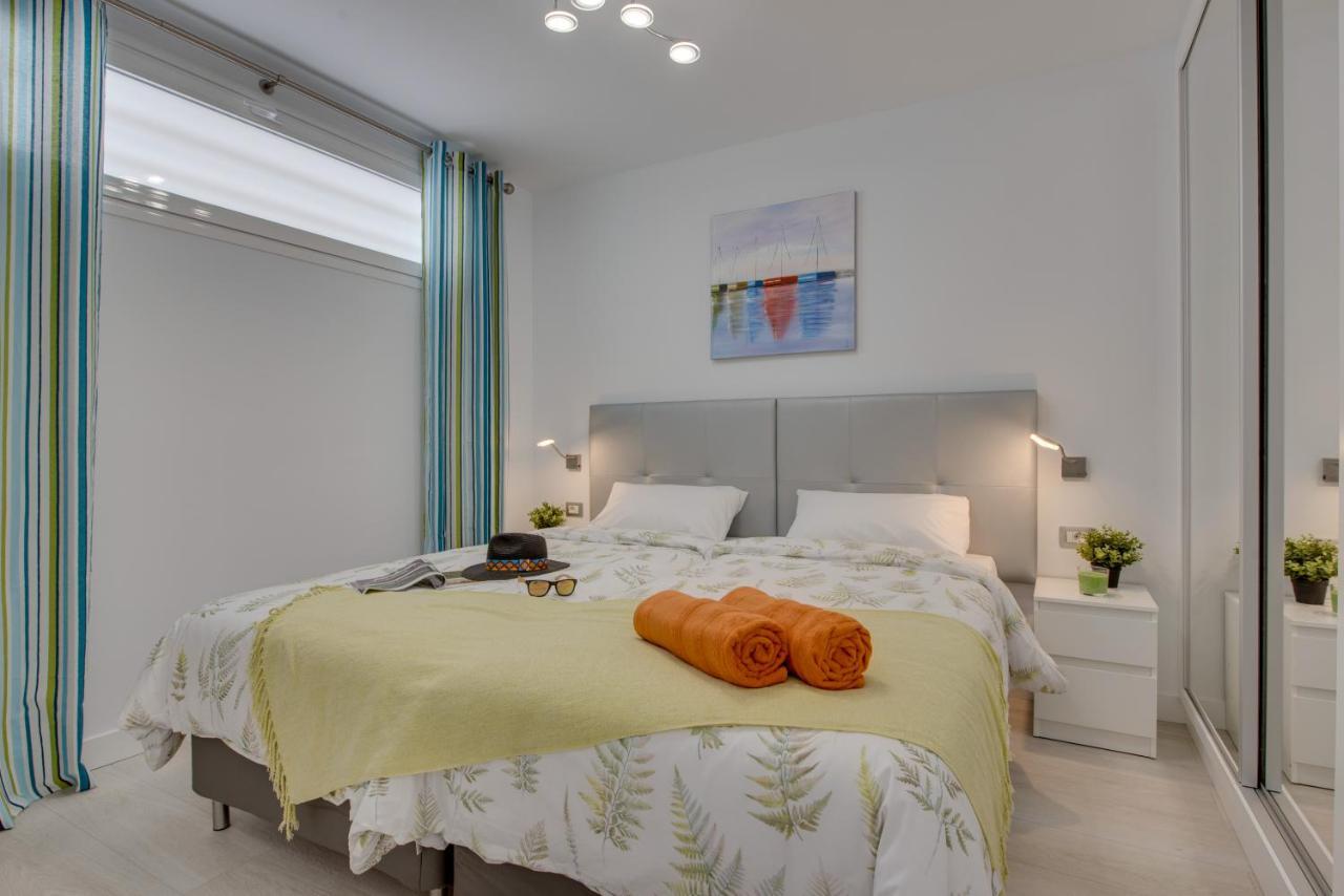 Modern Apartments Los Cristianos Center Dış mekan fotoğraf